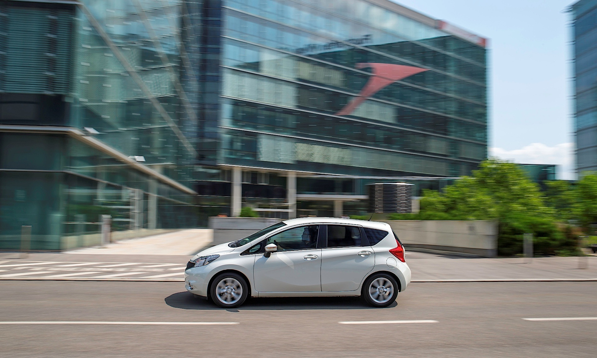 Nissan Note photo 35