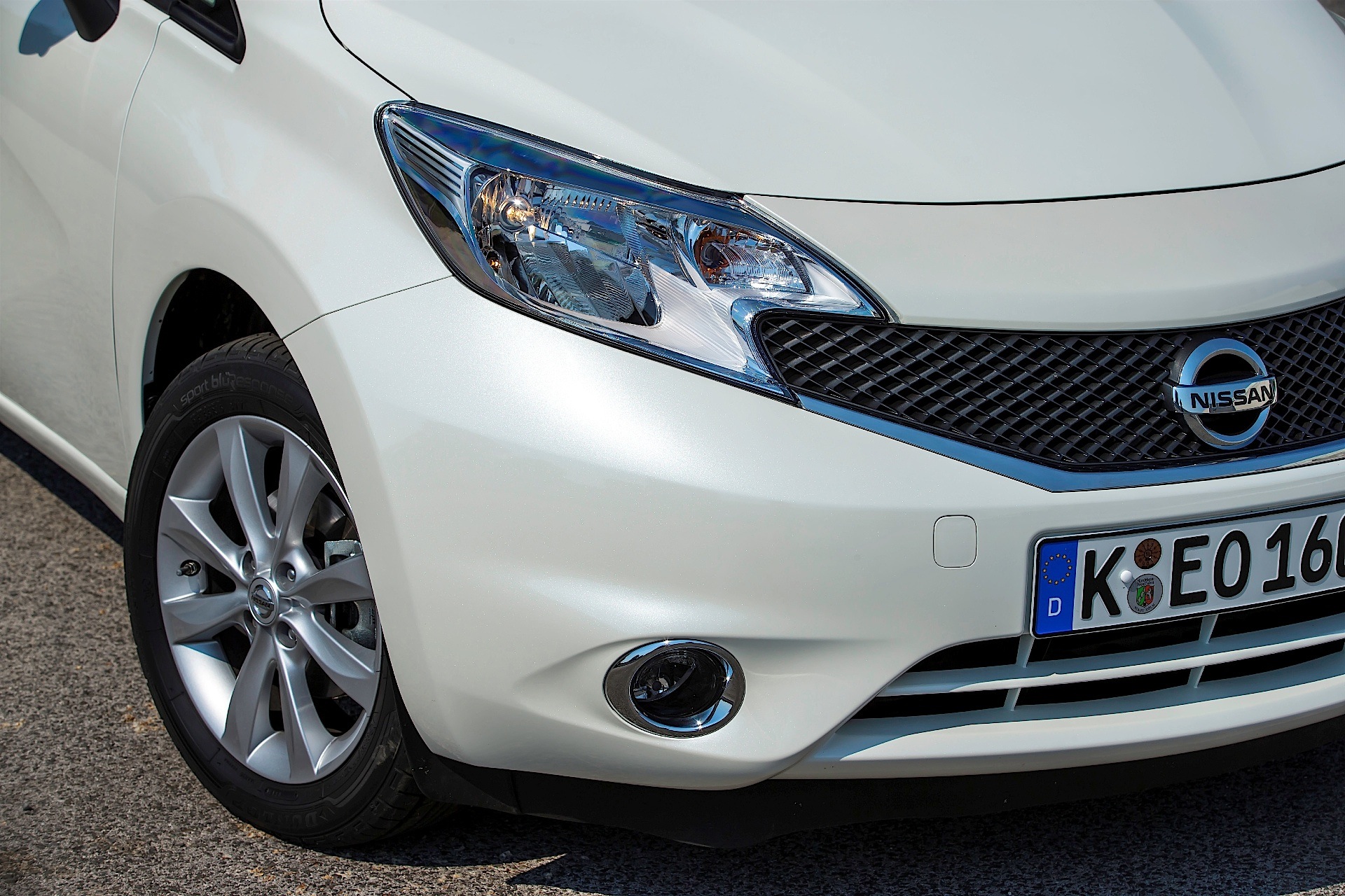 Nissan Note photo 56