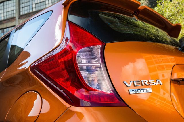 Nissan Note photo 12
