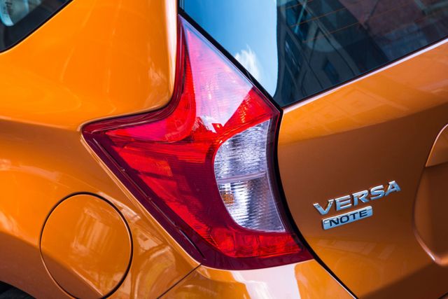 Nissan Note photo 15