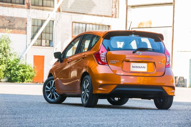 Nissan Note photo 2