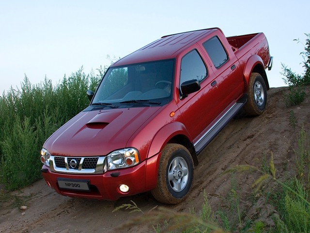 Nissan Np300 foto 22