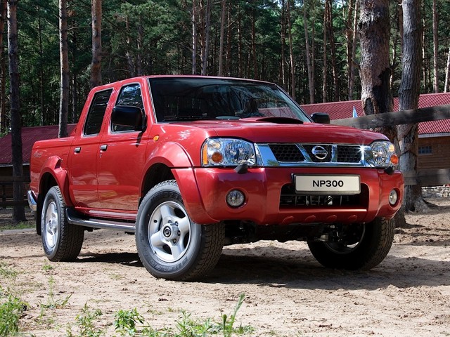 Nissan Np300 foto 23