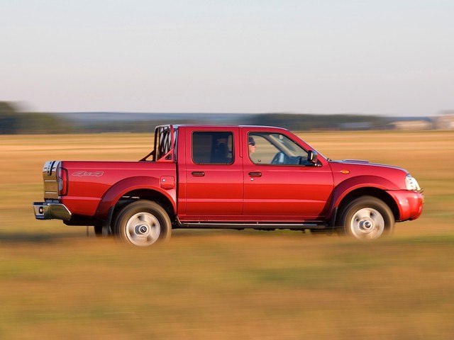 Nissan Np300 foto 28