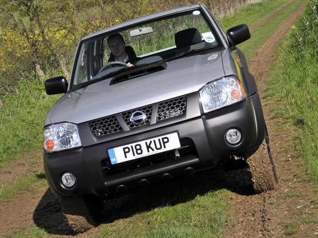 Nissan Np300 Foto 6