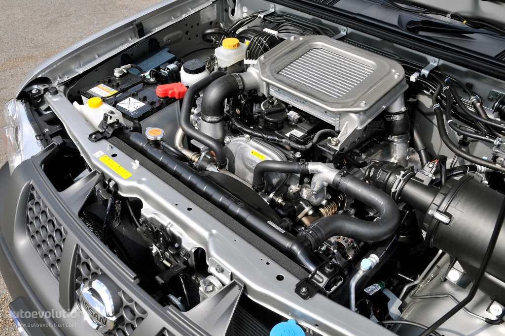 Nissan Np300 photo 11