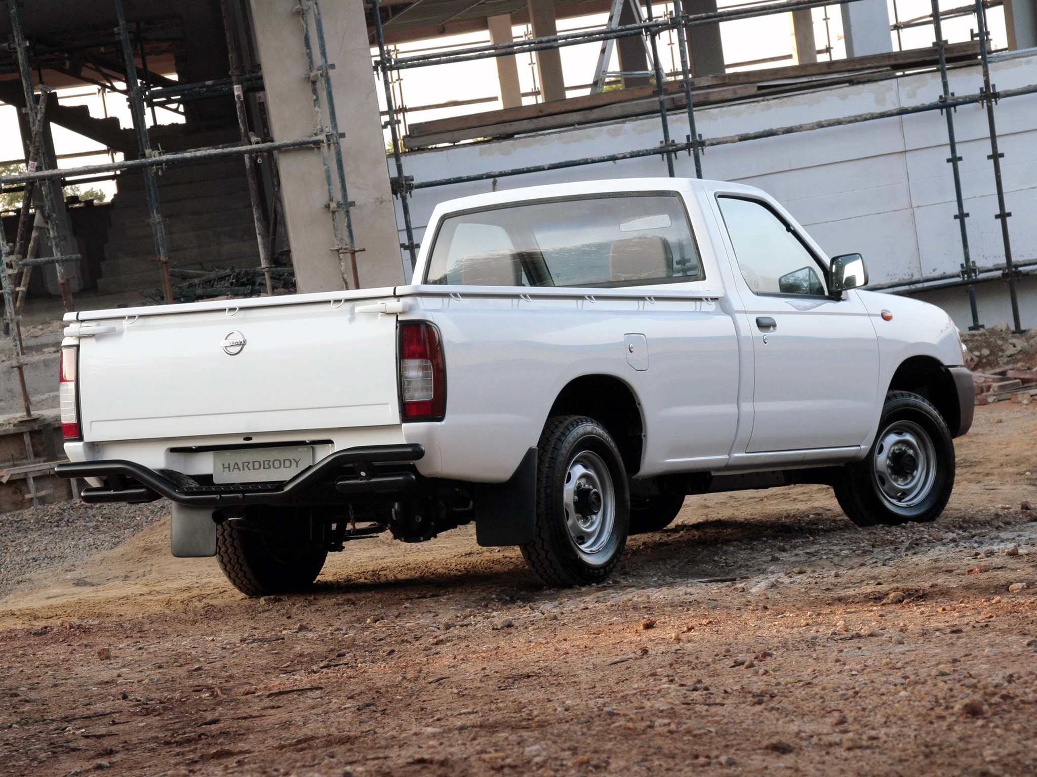 Nissan Np300 photo 21