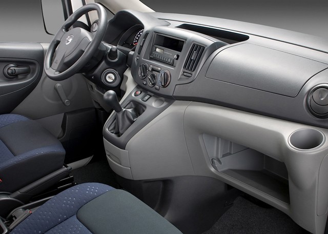 Nissan Nv Foto 9