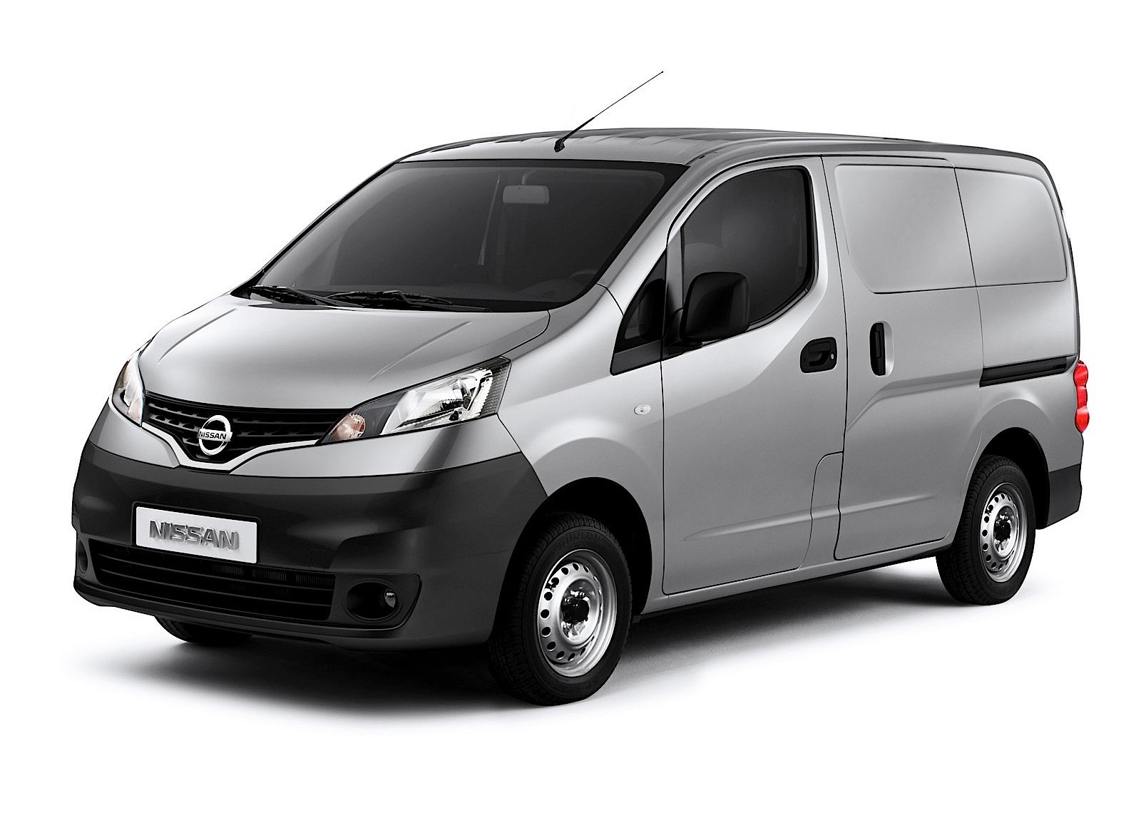 Nissan Nv photo 5