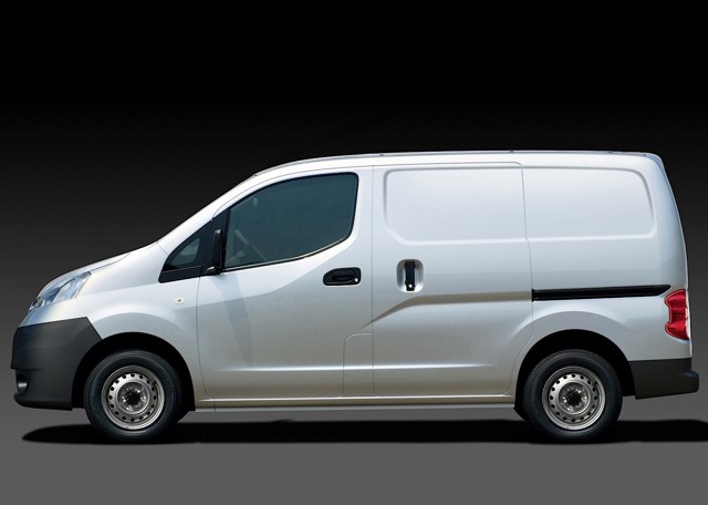 Nissan Nv Foto 7