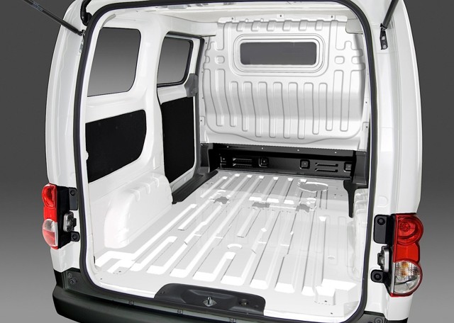 Nissan Nv Foto 10