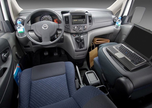 Nissan Nv Foto 13