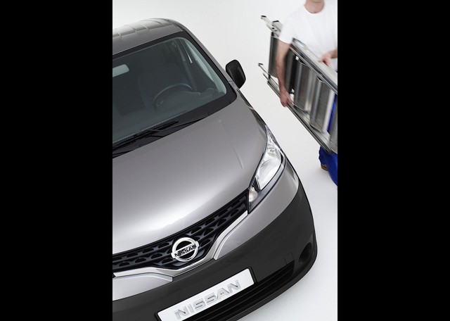 Nissan Nv Foto 2