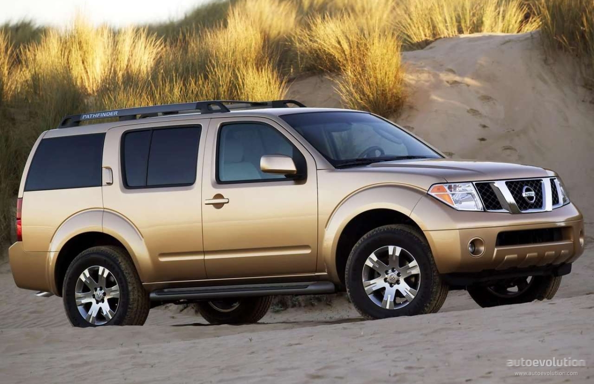 Nissan Pathfinder photo 5