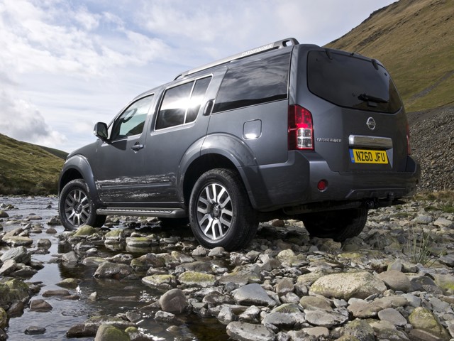 Nissan Pathfinder Foto 39