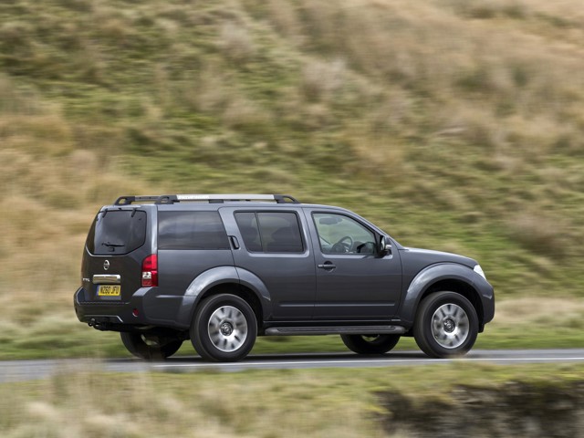Nissan Pathfinder Foto 44