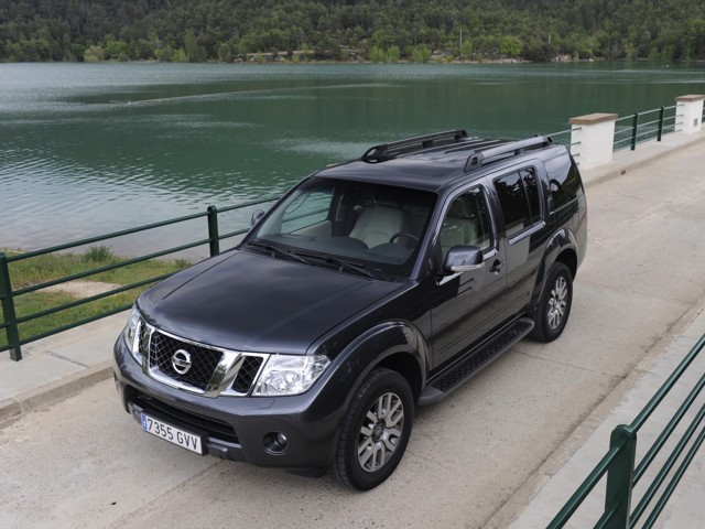 Nissan Pathfinder Foto 59