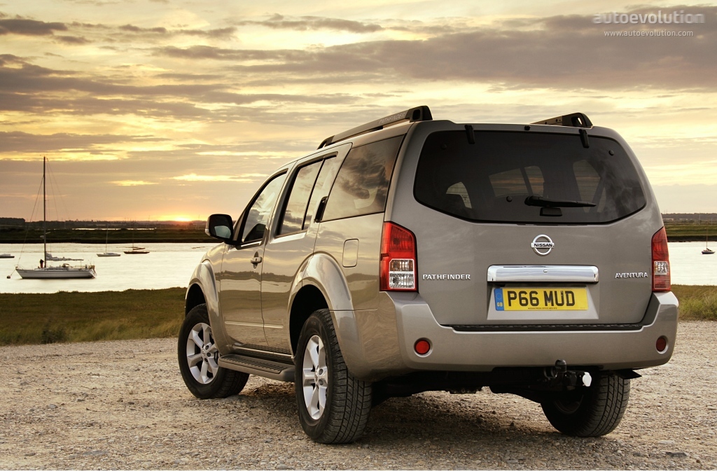 Nissan Pathfinder photo 9