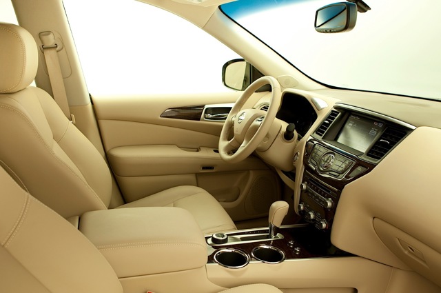 Nissan Pathfinder foto 41