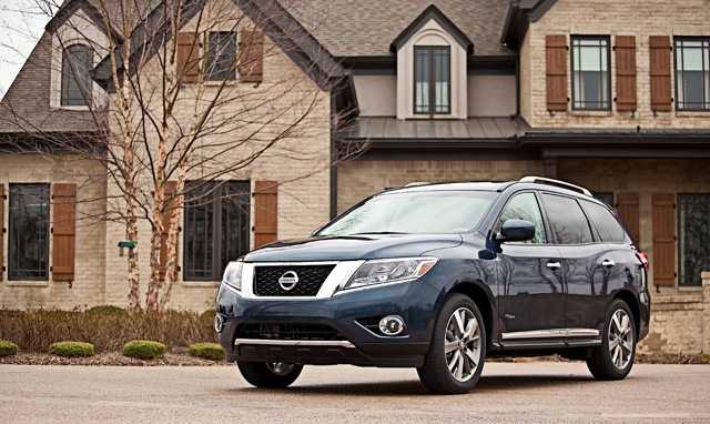 Nissan Pathfinder foto 24