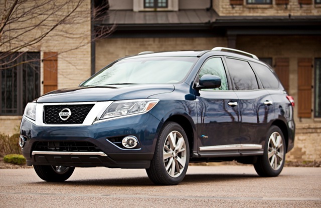 Nissan Pathfinder foto 25