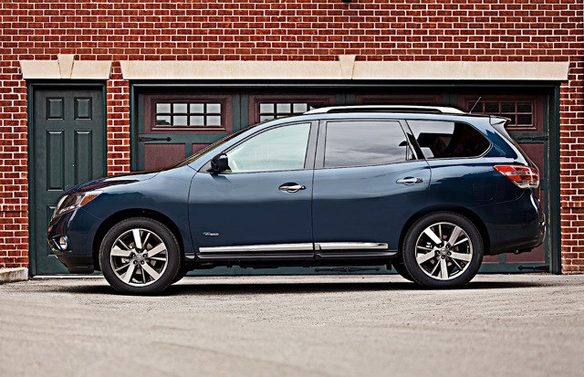 Nissan Pathfinder foto 27