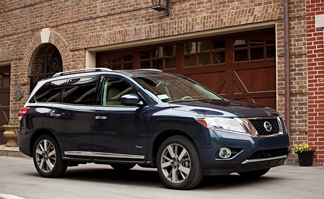 Nissan Pathfinder foto 28