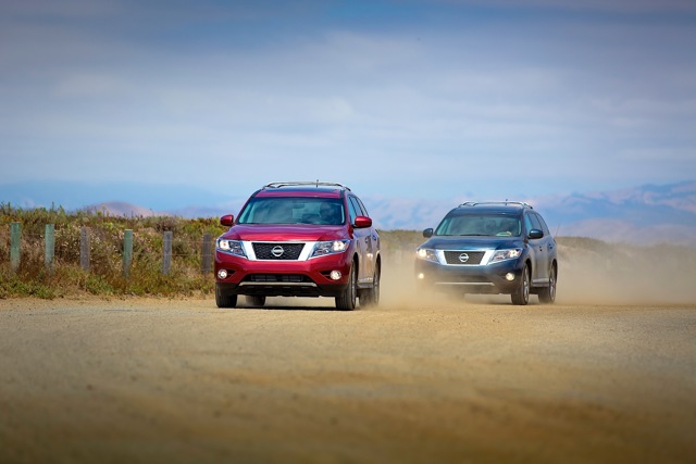 Nissan Pathfinder foto 5