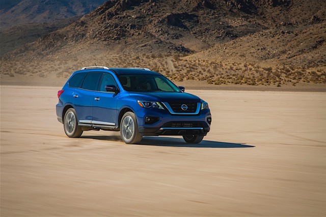 Nissan Pathfinder Foto 9