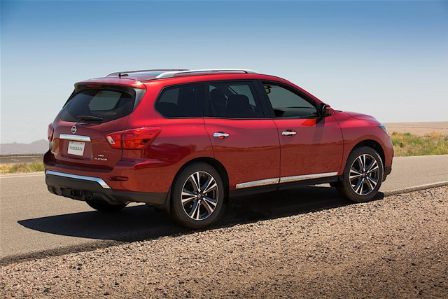 Nissan Pathfinder Foto 11
