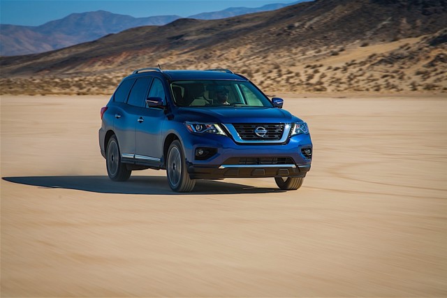 Nissan Pathfinder Foto 16