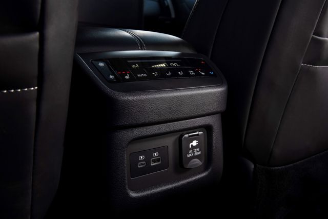 Nissan Pathfinder Foto 40
