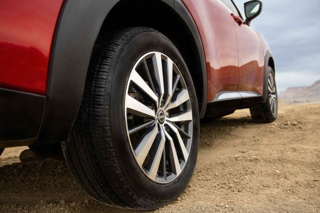 Nissan Pathfinder Foto 10