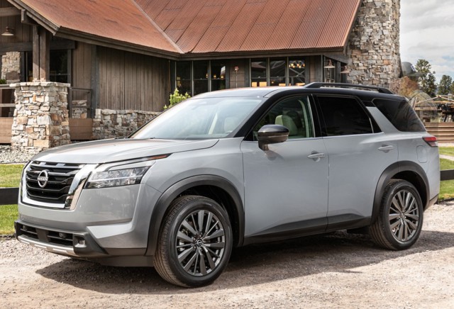 Nissan Pathfinder Foto 22