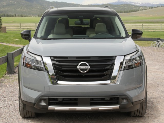 Nissan Pathfinder Foto 25