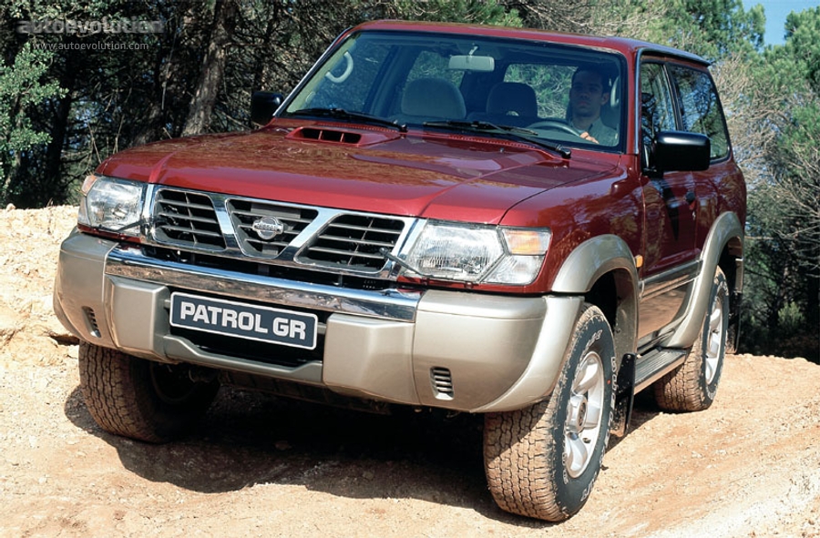 Nissan Patrol Swb photo 2
