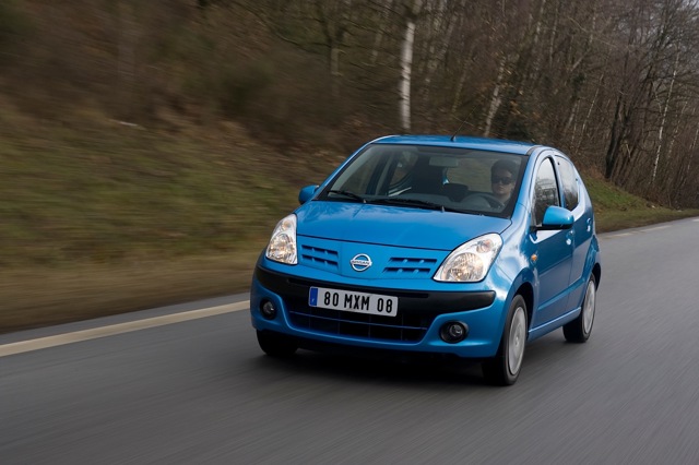 Nissan Pixo photo 5