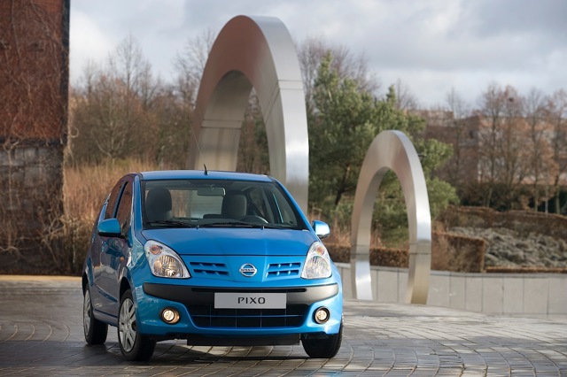 Nissan Pixo photo 9