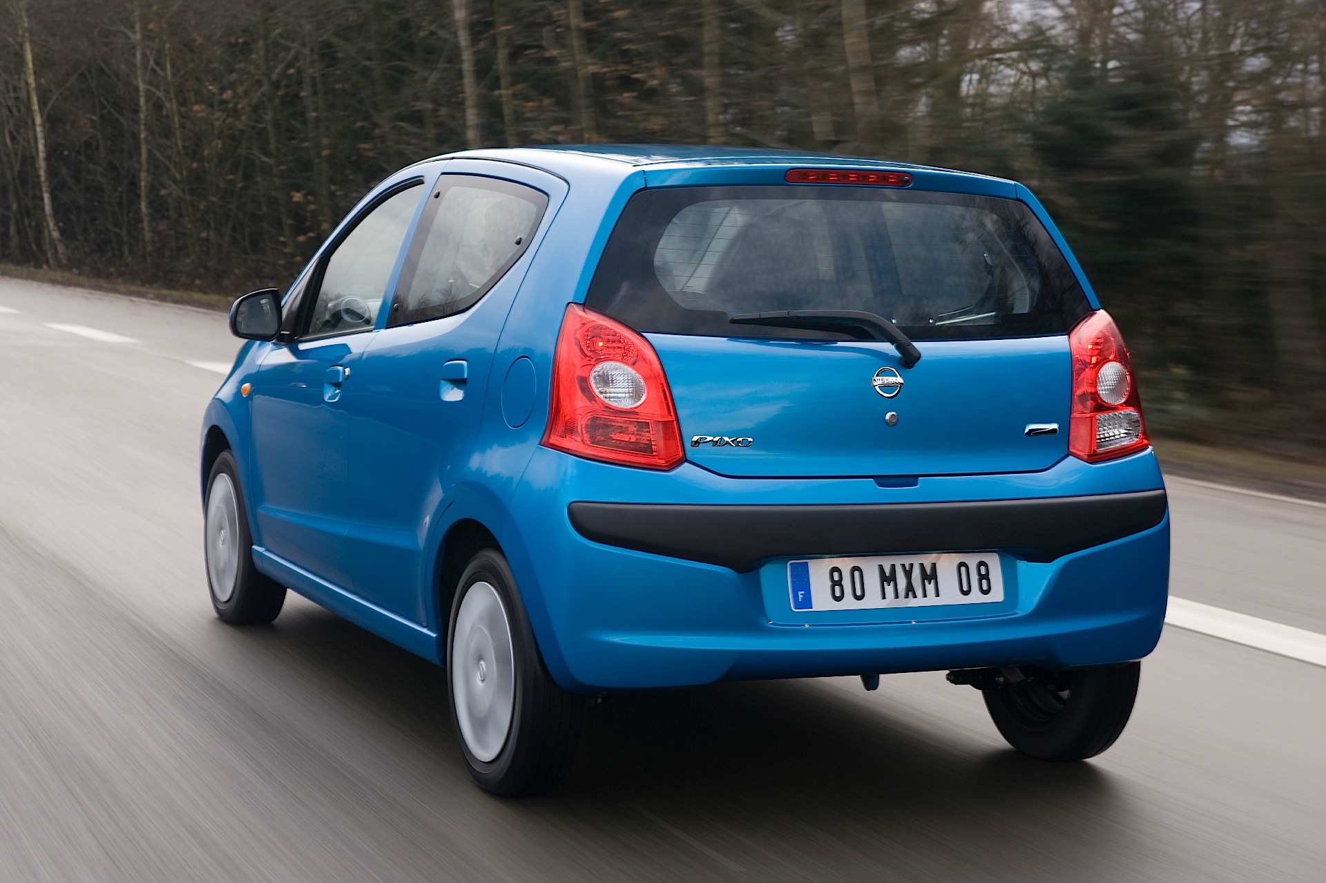 Nissan Pixo photo 22