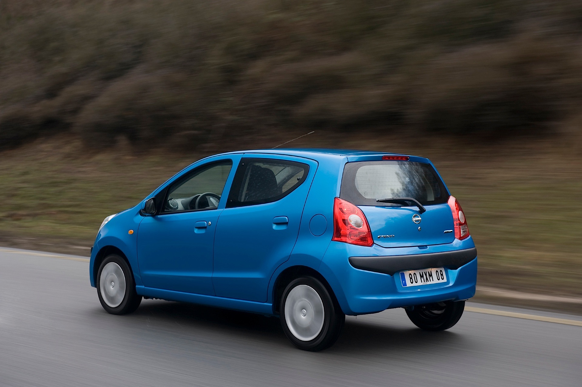 Nissan Pixo photo 30