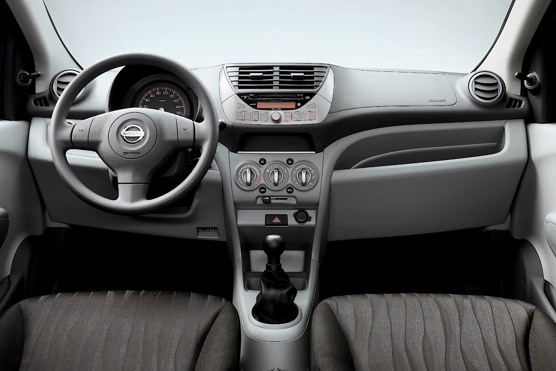 Nissan Pixo photo 44