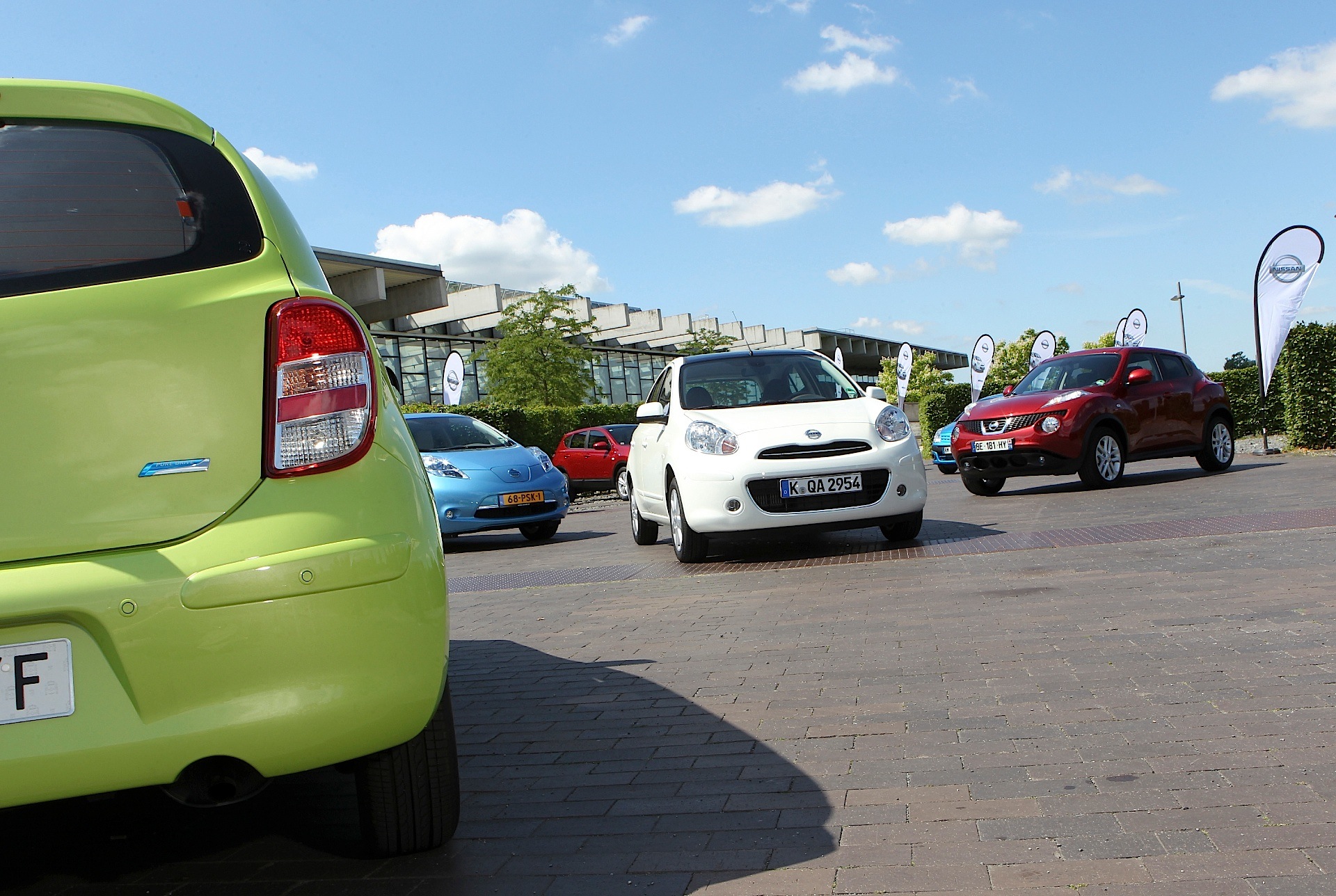 Nissan Pixo photo 37