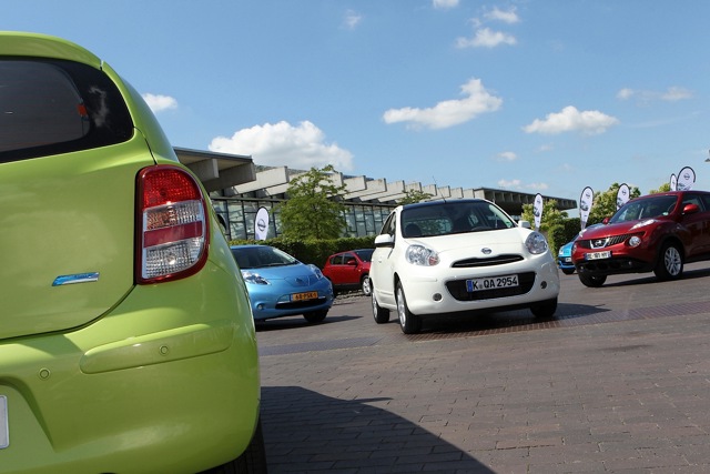 Nissan Pixo photo 38