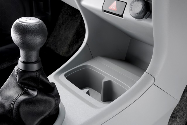 Nissan Pixo photo 51