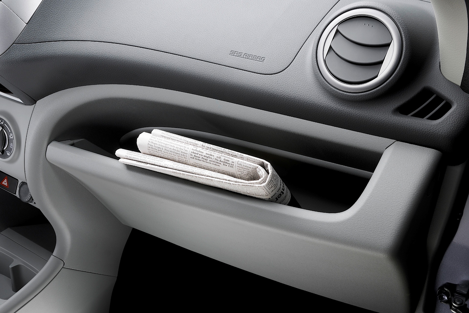 Nissan Pixo photo 54