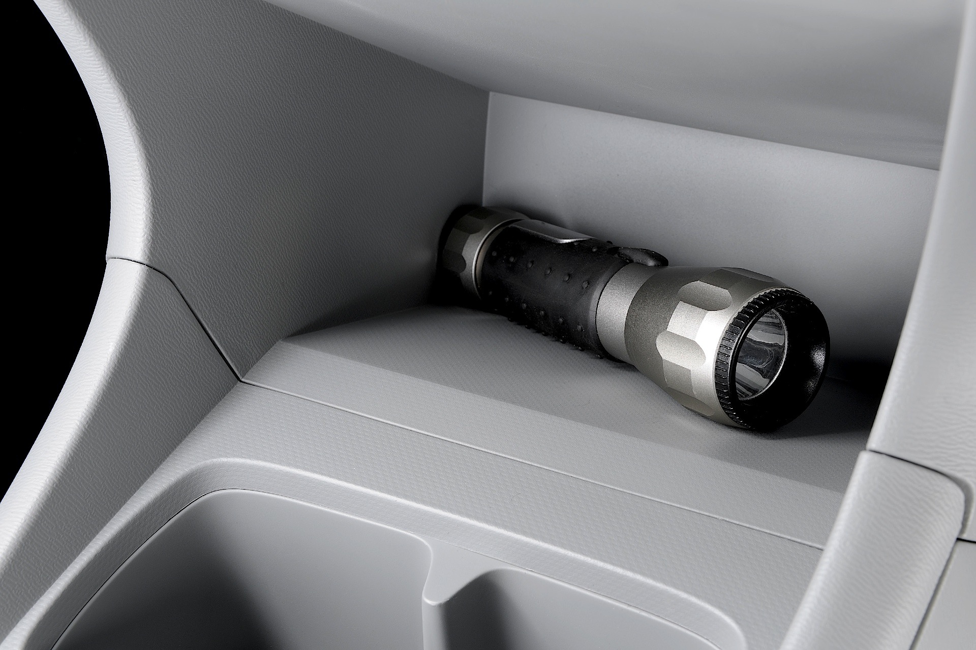 Nissan Pixo photo 56