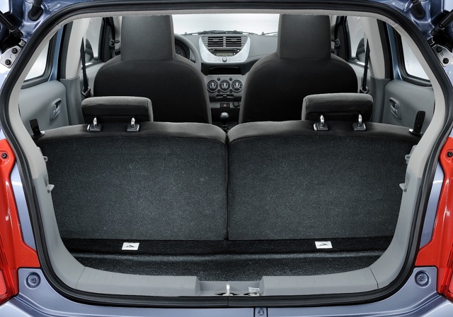 Nissan Pixo photo 60