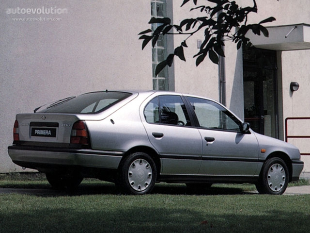 NISSAN Primera Hatchback