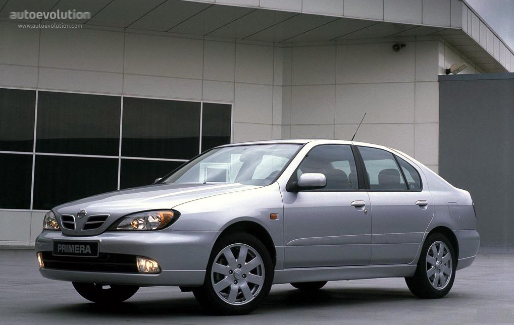 NISSAN Primera Hatchback