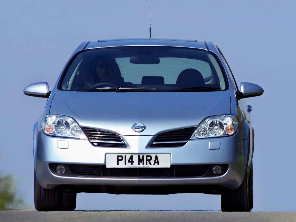 Nissan Primera Hatchback photo 15